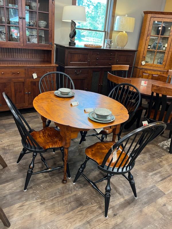 Treharn Springfield Dining Table With